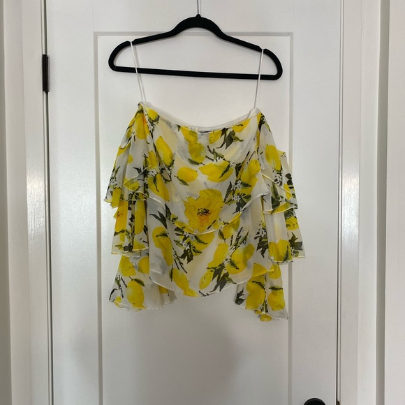 PrettyLittleThing exclusive top on Asos - Picture 7 of 14